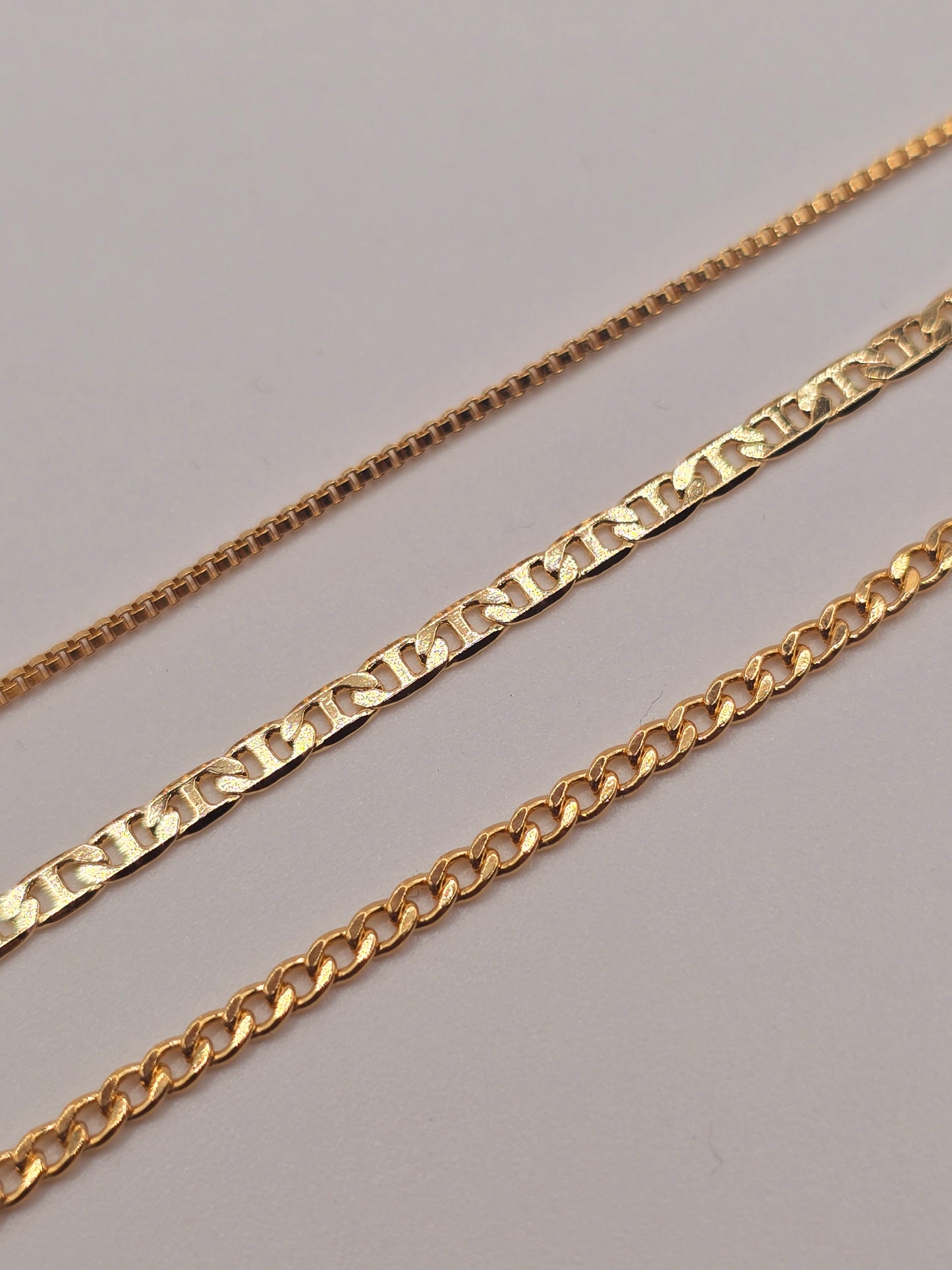 Necklaces Brasilian Gold/ Cadenas con dijes en Oro Brasilero - Fui Fuiu Jewelry