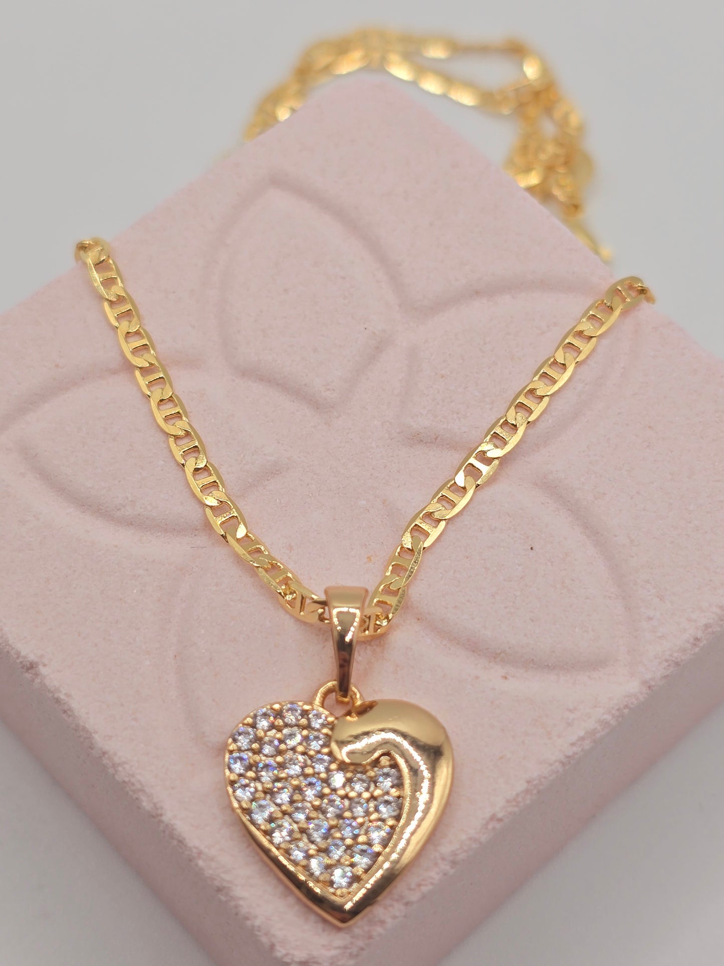 Zirconia Heart 14K laminated gold Cadena en Oro Brasilero diseno de corazon con zirconio - Fui Fuiu Jewelry