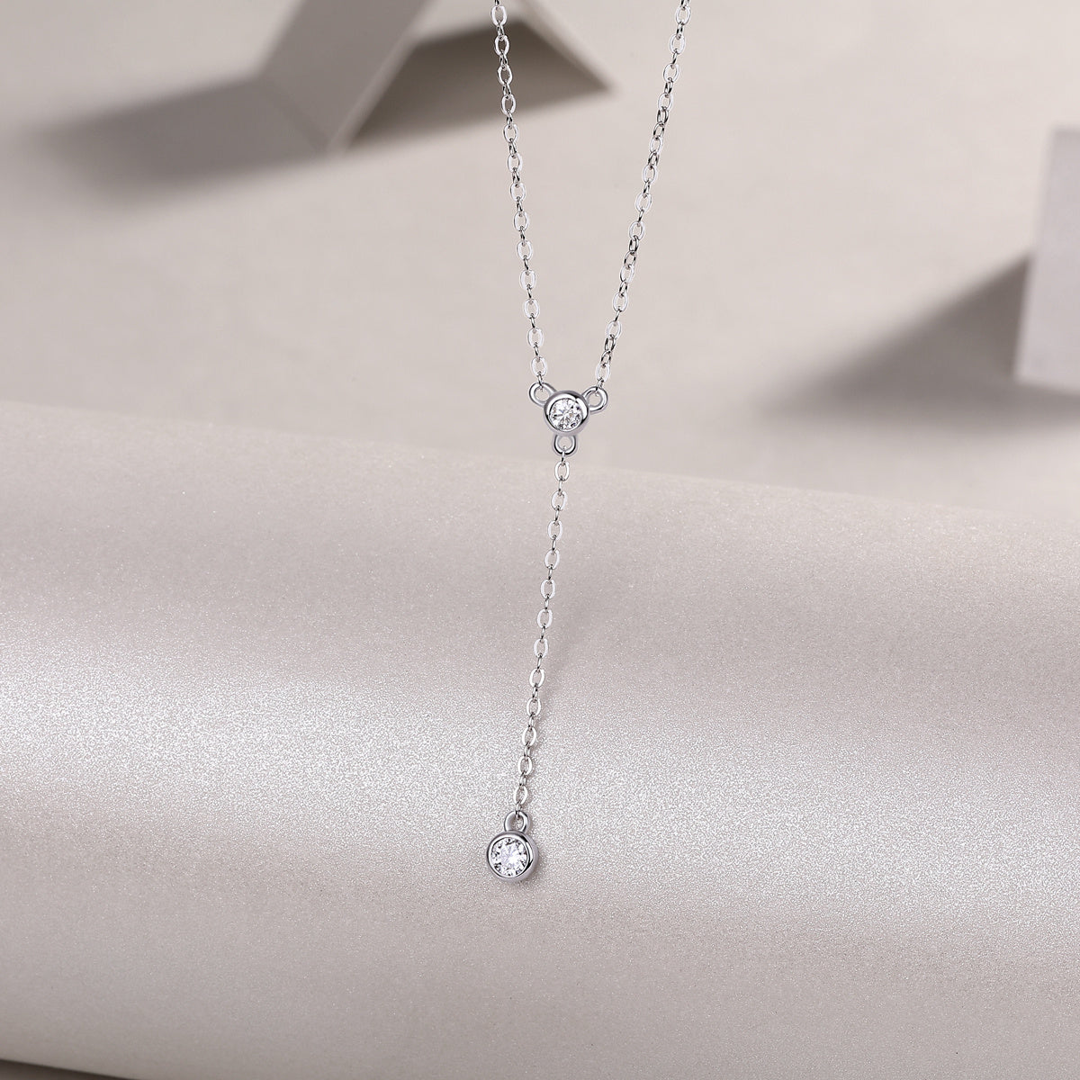 Tassel - A Fashionable And Luxurious Diamond Jewelry Pendant With Moissanite S925 Sterling Silver And Platinum Plating
