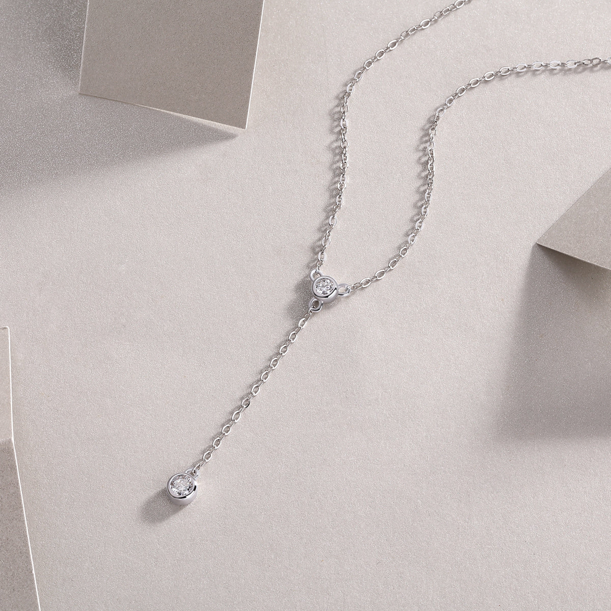 Tassel - A Fashionable And Luxurious Diamond Jewelry Pendant  With Moissanite S925 Sterling Silver And Platinum Plating