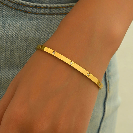 18K Gold Plated Stainless Steel Minimalist Bracelet Hypoallergenic Circle Rhinestone Jewelry  Secure Inlay Tarnish Free Design Skin Safe Luxury Gift For Her Golden Hour Glow, Everyday Wear A