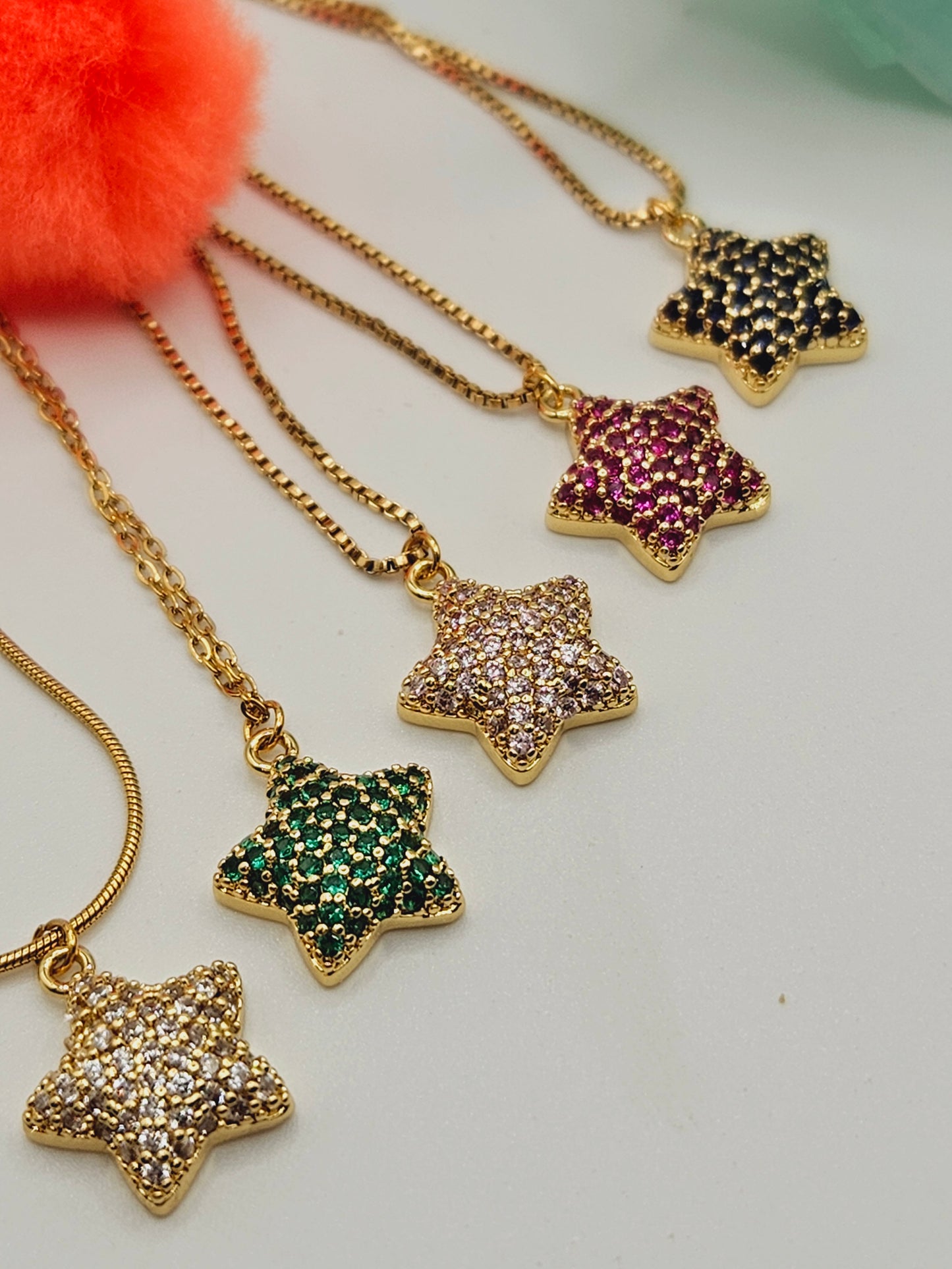 Full zirconia star necklace