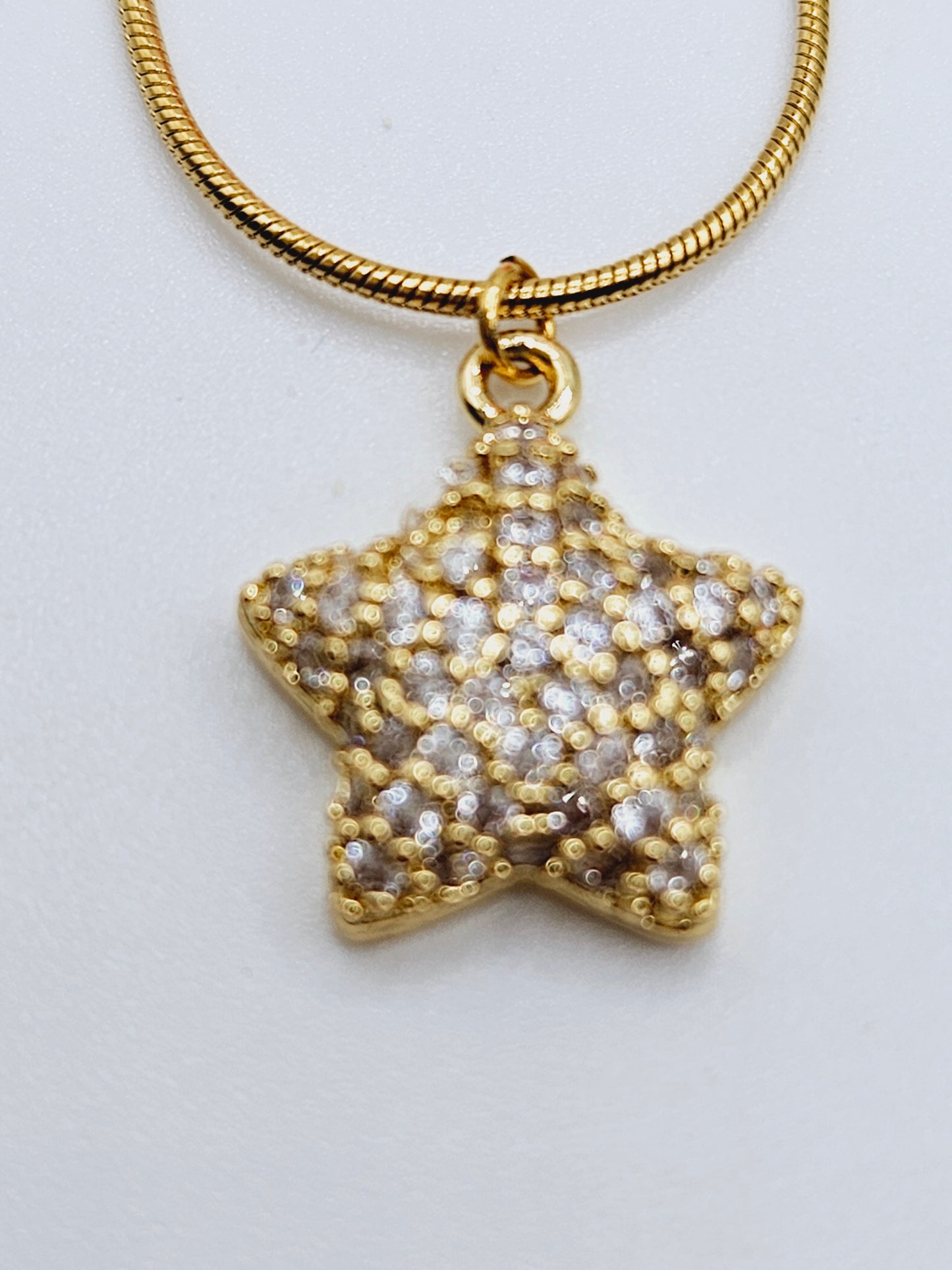 Full zirconia star necklace