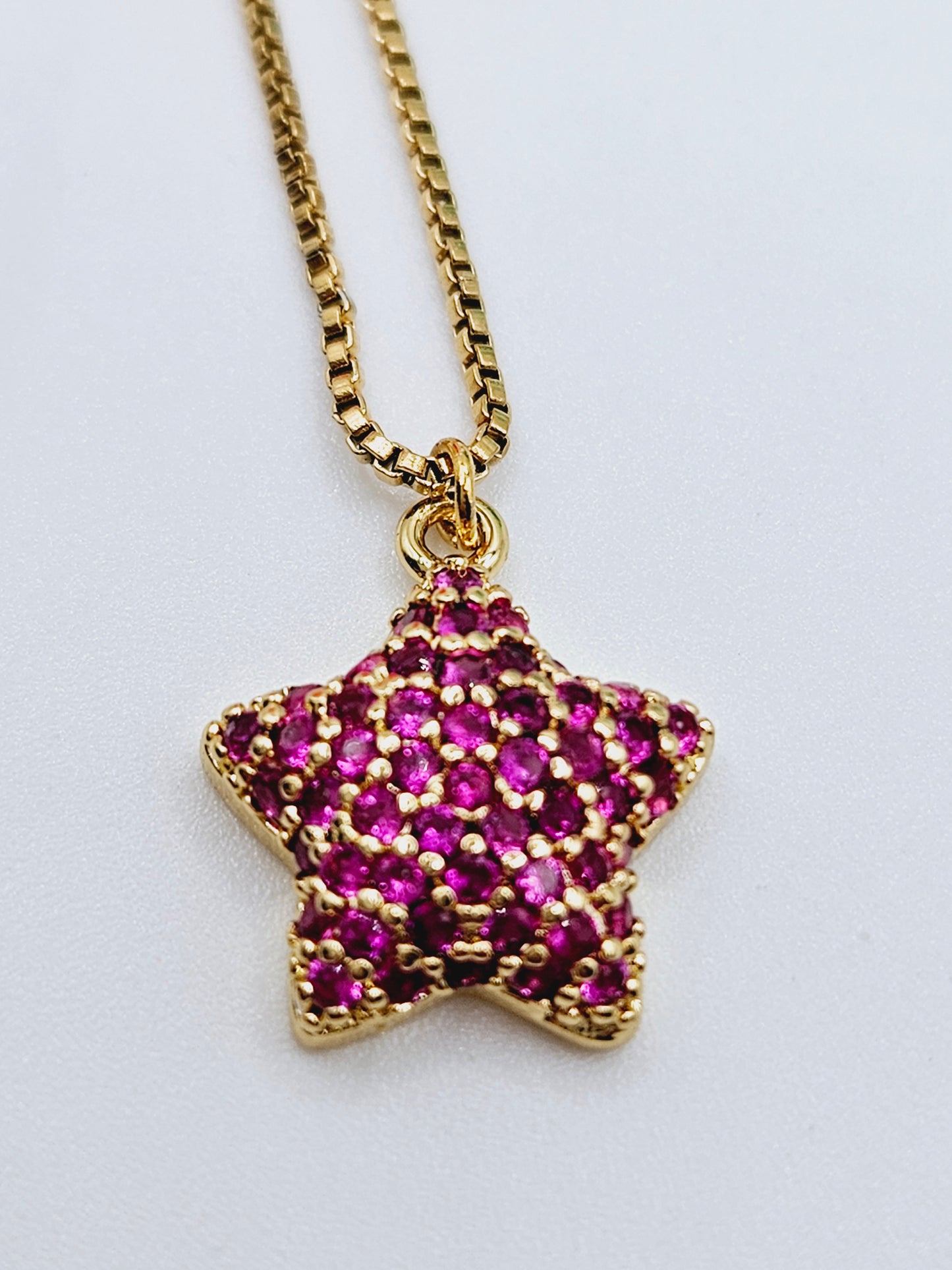 Full zirconia star necklace