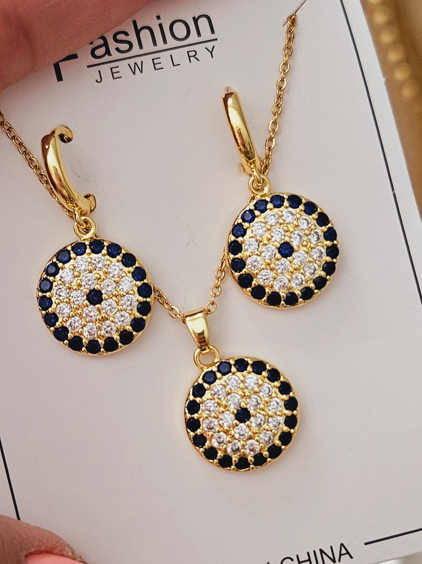 Set Zirconia evil eyes necklace