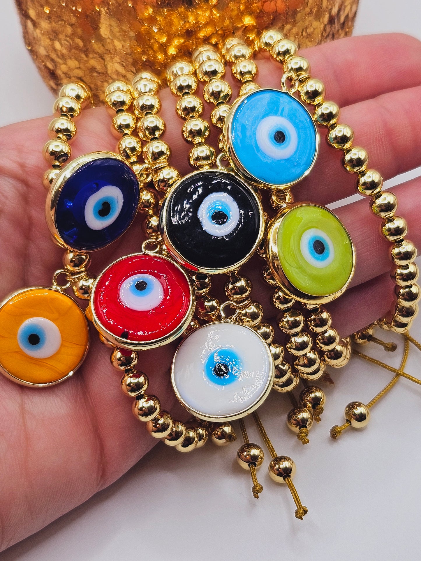 Evil eyes pendants rounded bracelets