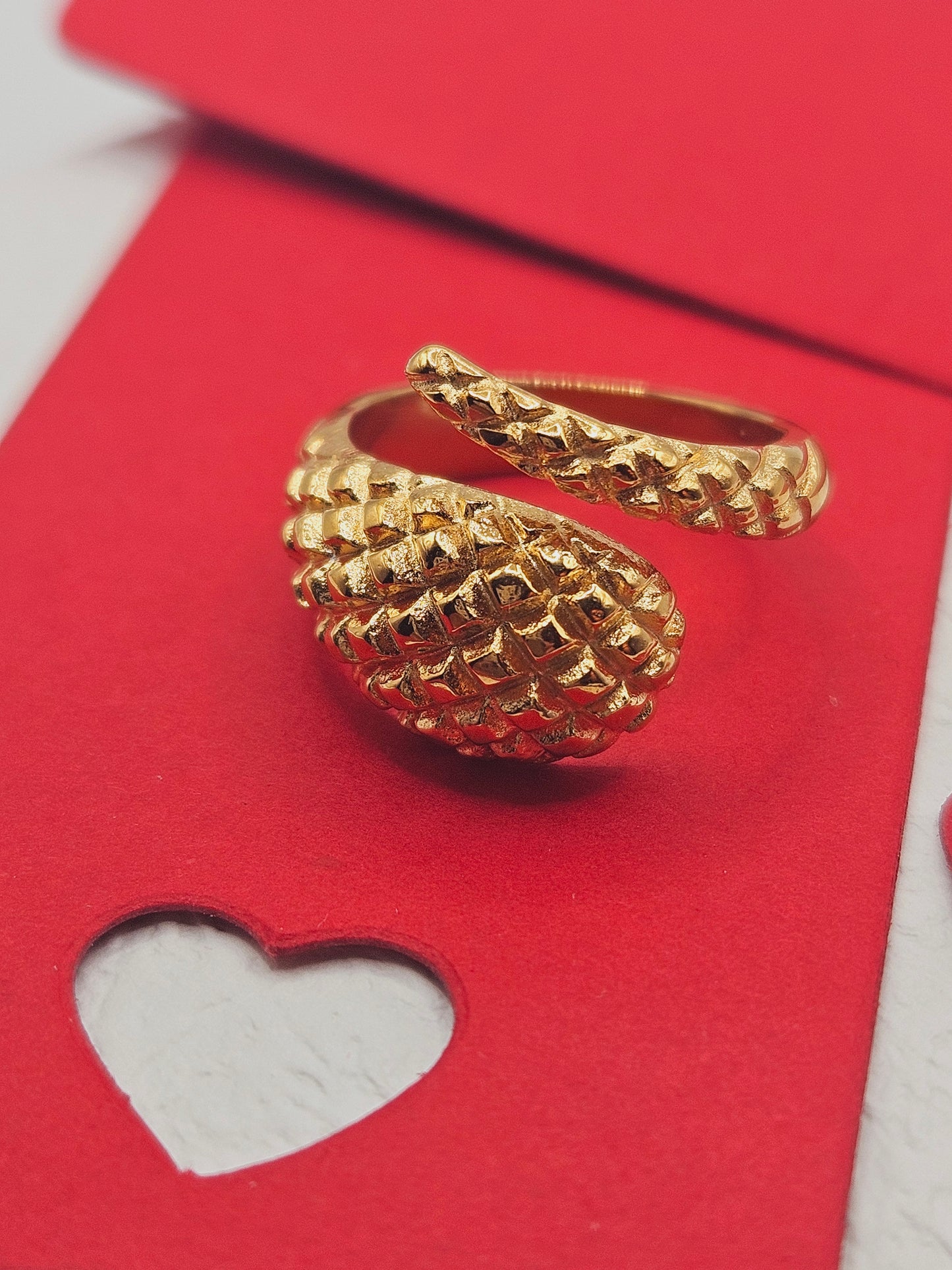 Snake design ring