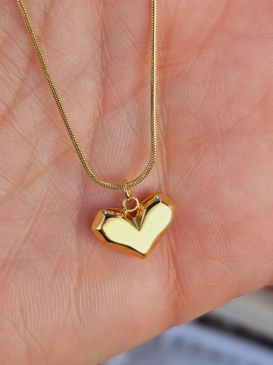 Gold and chunky heart necklace