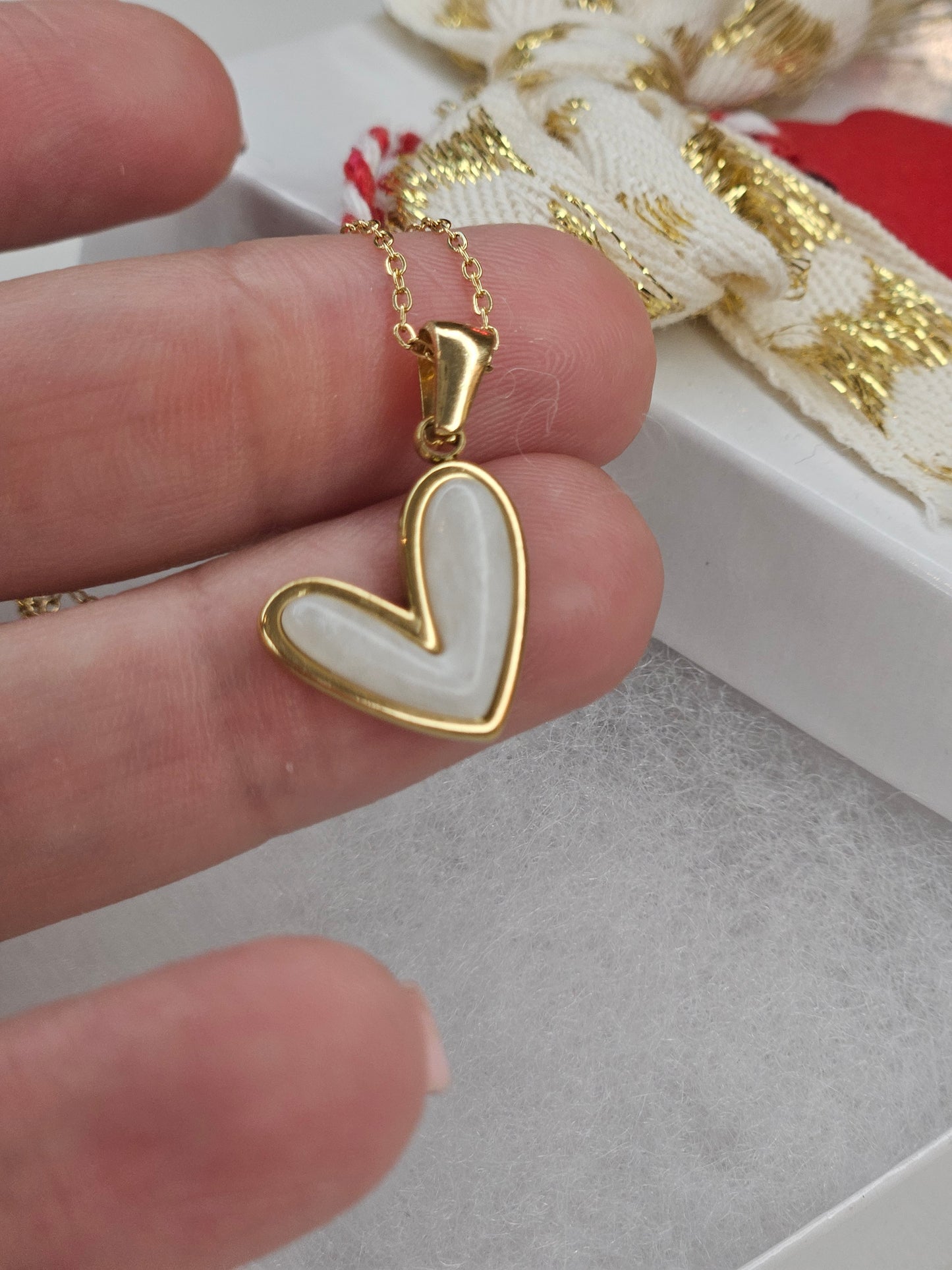 Heart bubble necklace