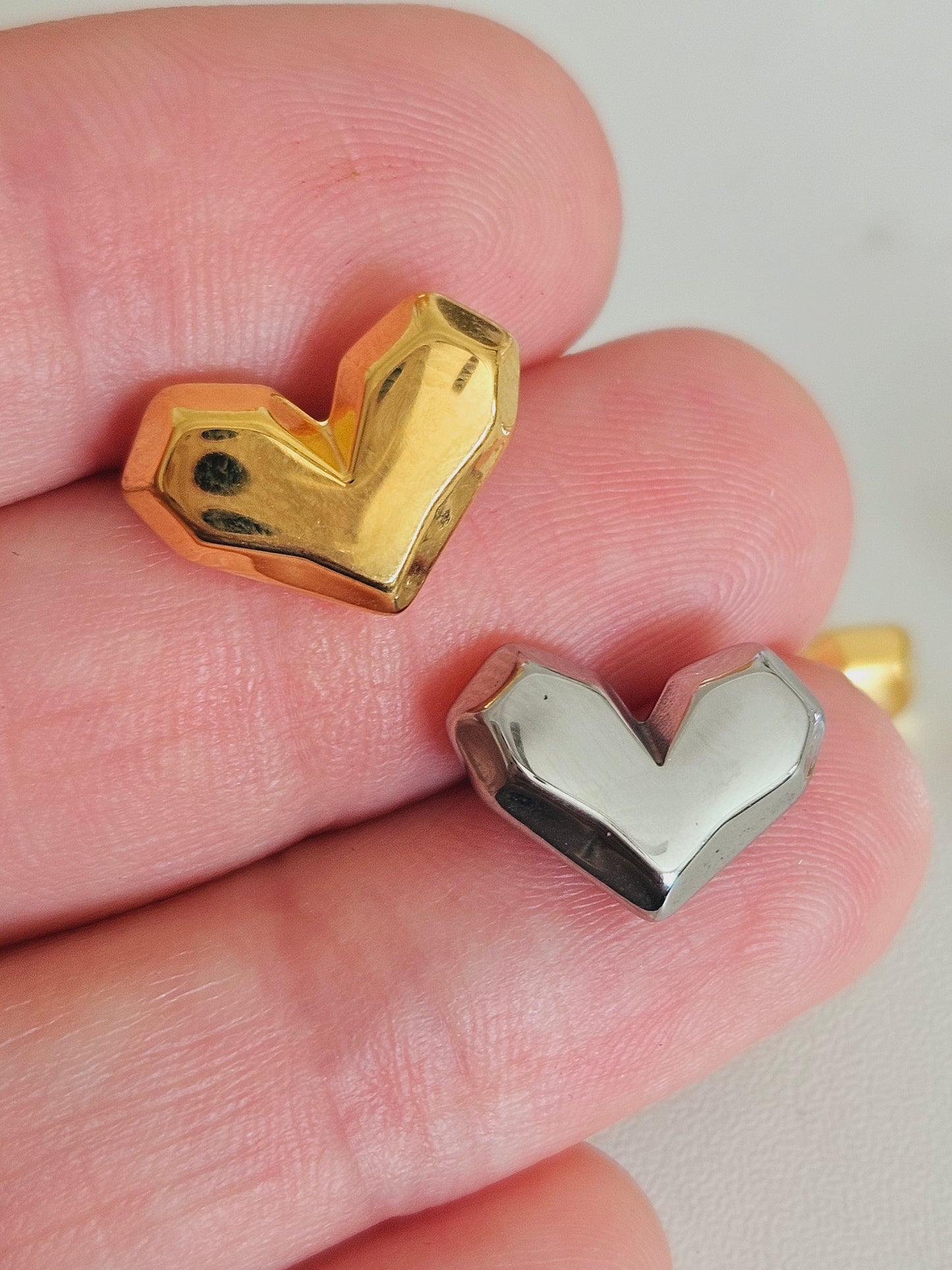 Squared heart earrings