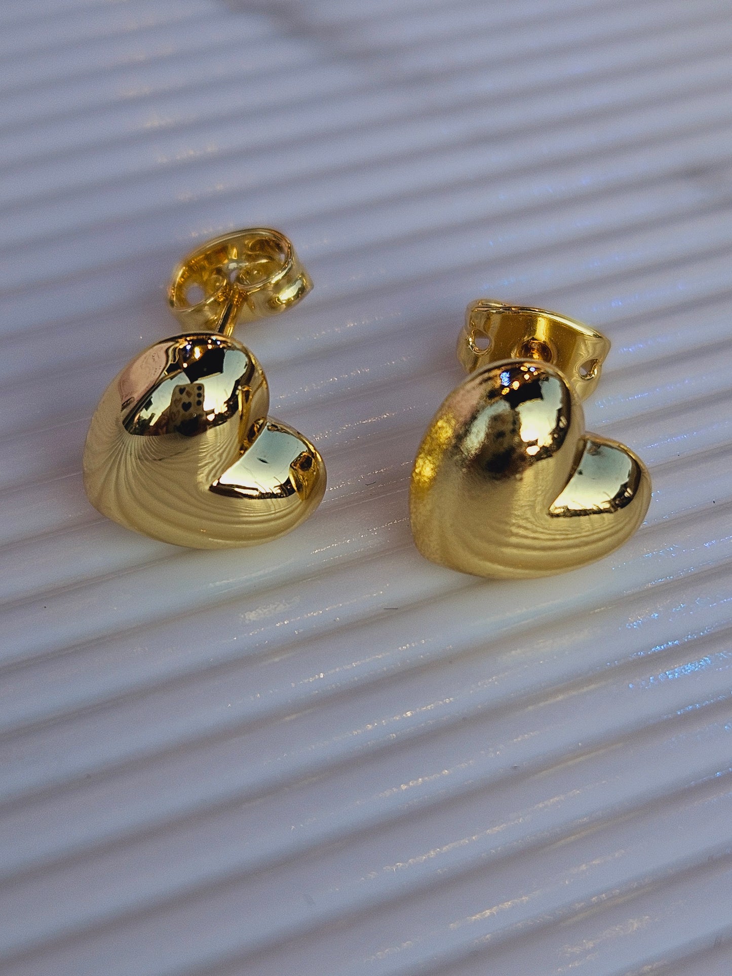 Chunky heart earrings