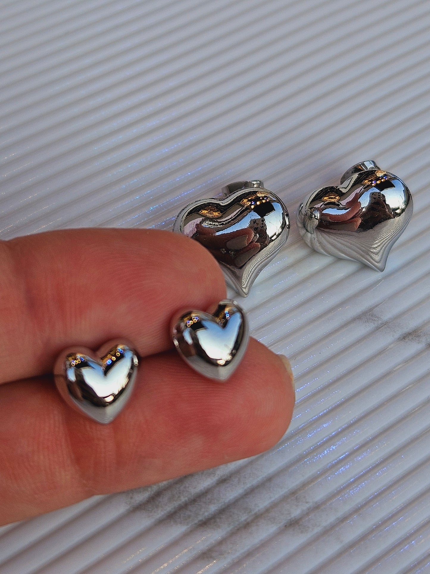 Chunky heart earrings