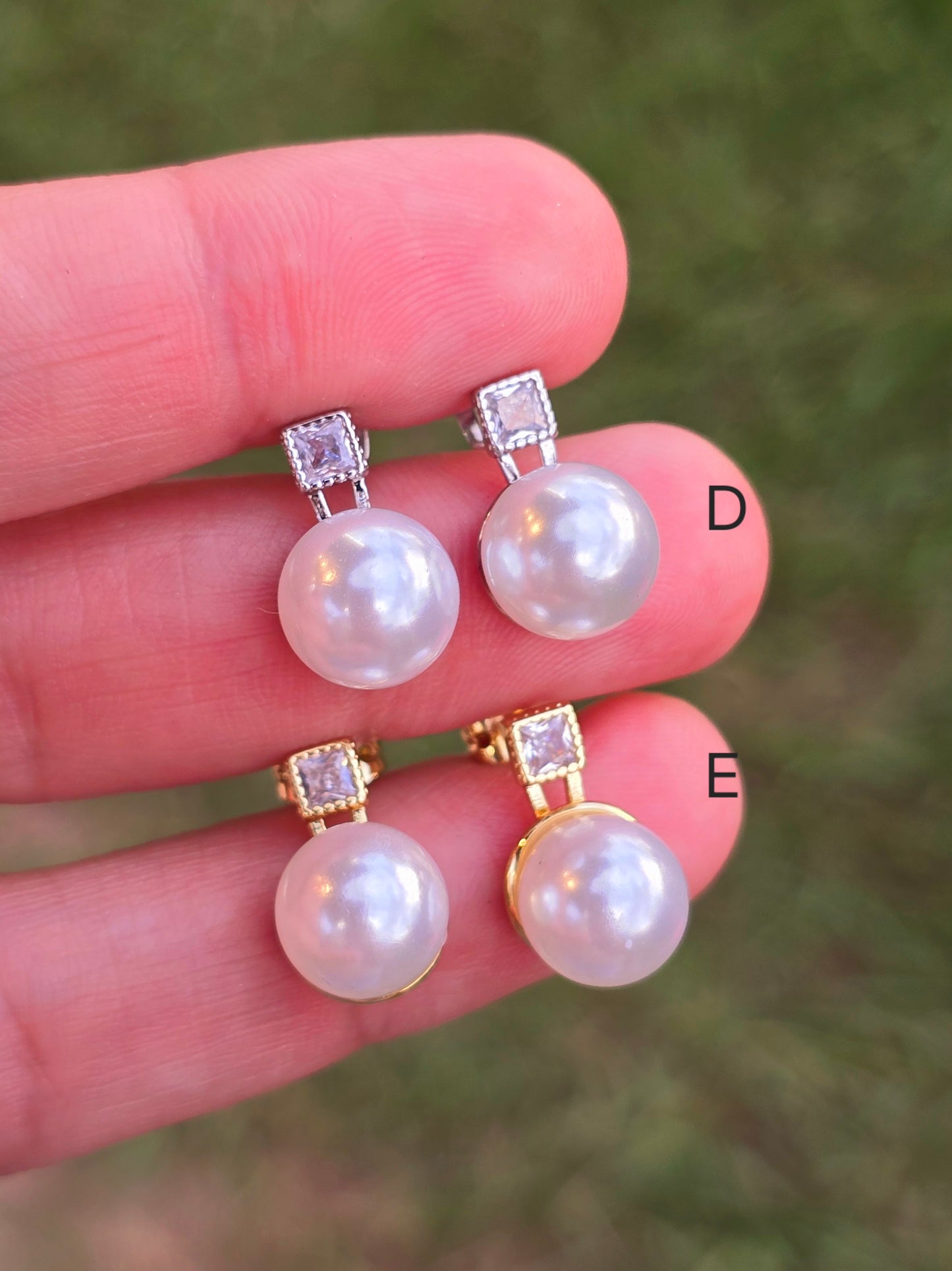 Crystal and pearls studs