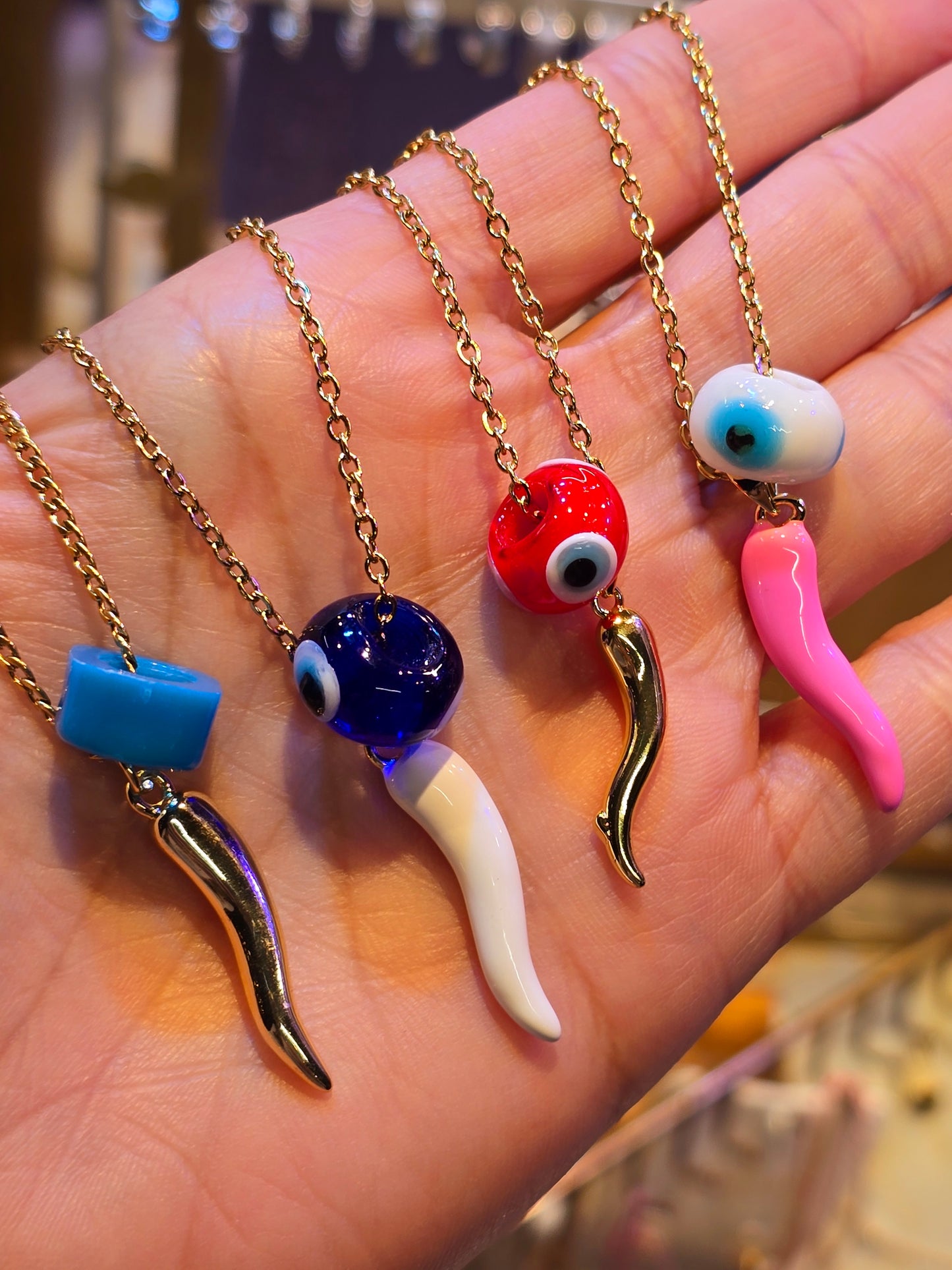 Chili color full necklaces