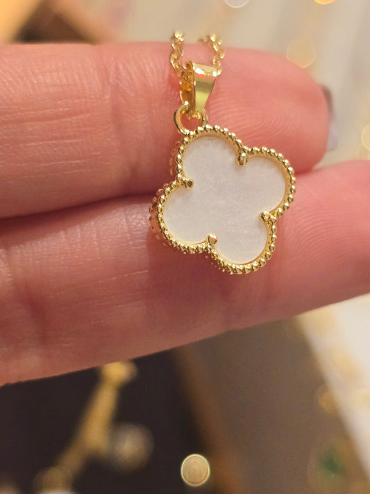 Clover necklace