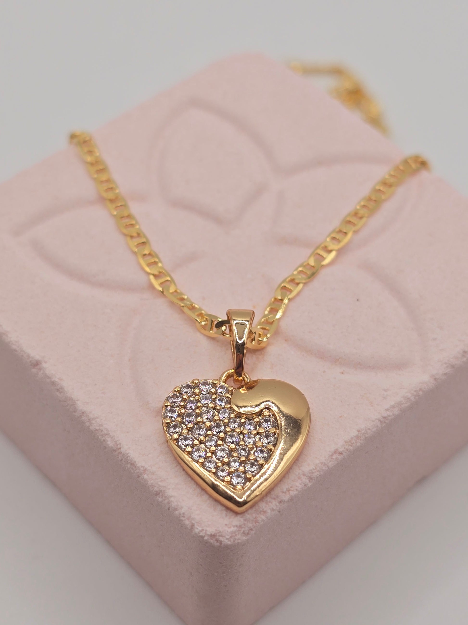 Zirconia Heart 14K laminated gold Cadena en Oro Brasilero diseno de corazon con zirconio - Fui Fuiu Jewelry