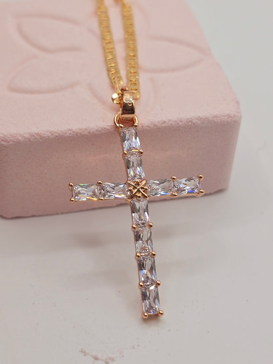 Crystal cross 14K laminated gold Cadena en Oro Brasilero diseno de cruz con cristales - Fui Fuiu Jewelry