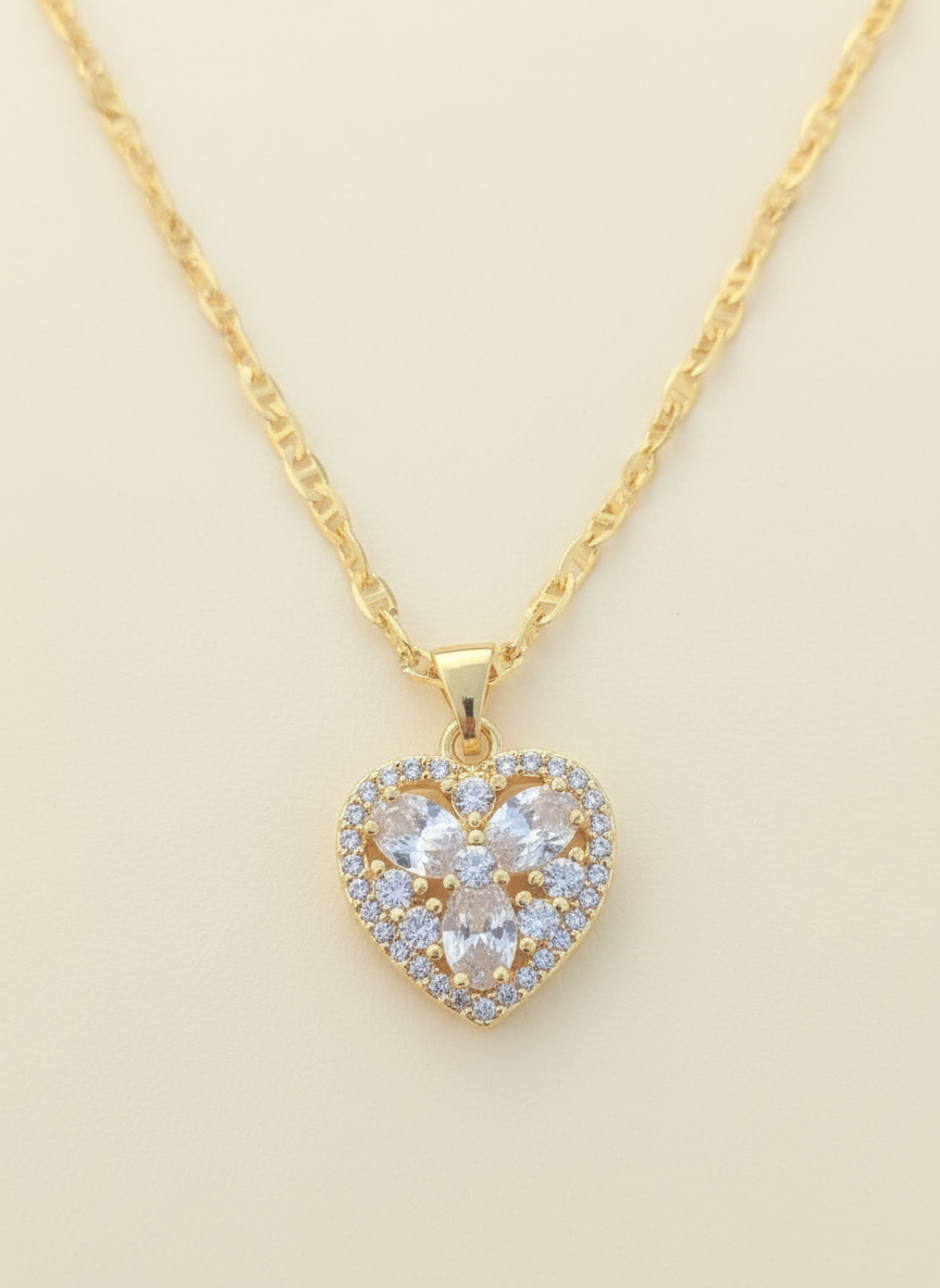 Heart and crystal necklace 14K Gold Filled, cadena de corazon con cristales en Oro Laminado Brasilero
