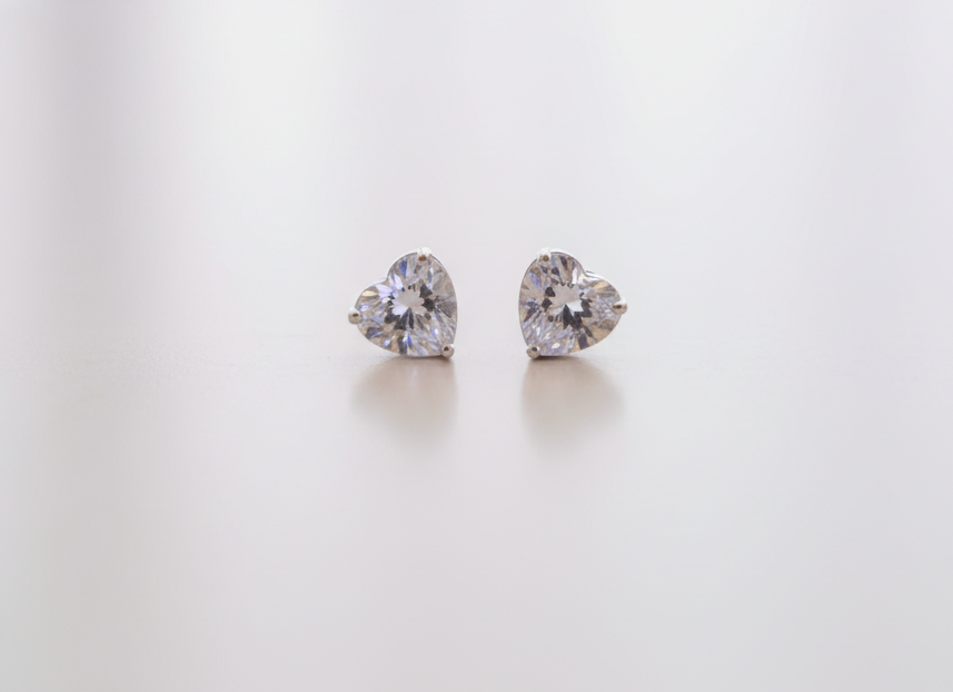 Crystal wrinkled heart Studs Sterling Silver 925 corazon de cristal de plata 925 topitos aretes