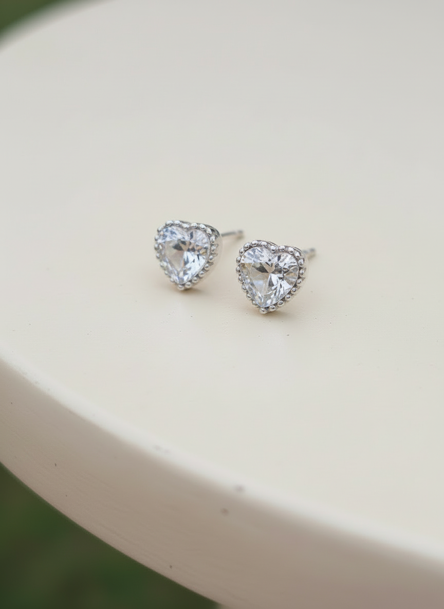 Crystal wrinkled heart Studs Sterling Silver 925 corazon de cristal de plata 925 topitos aretes