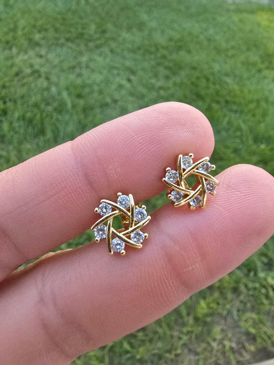 Studs crystal rounded aretes de cristal redondos