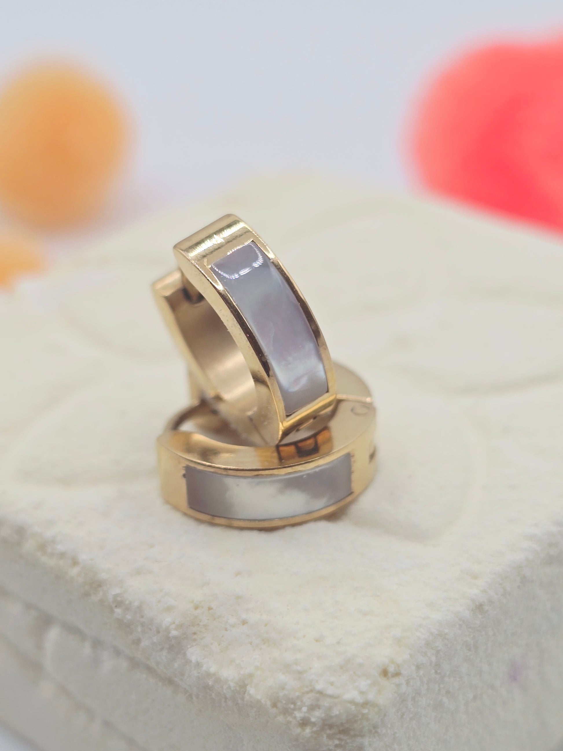 Aretes earring hoops golden stainless steel dorados zarcillos con nacar delgados - Fui Fuiu Jewelry