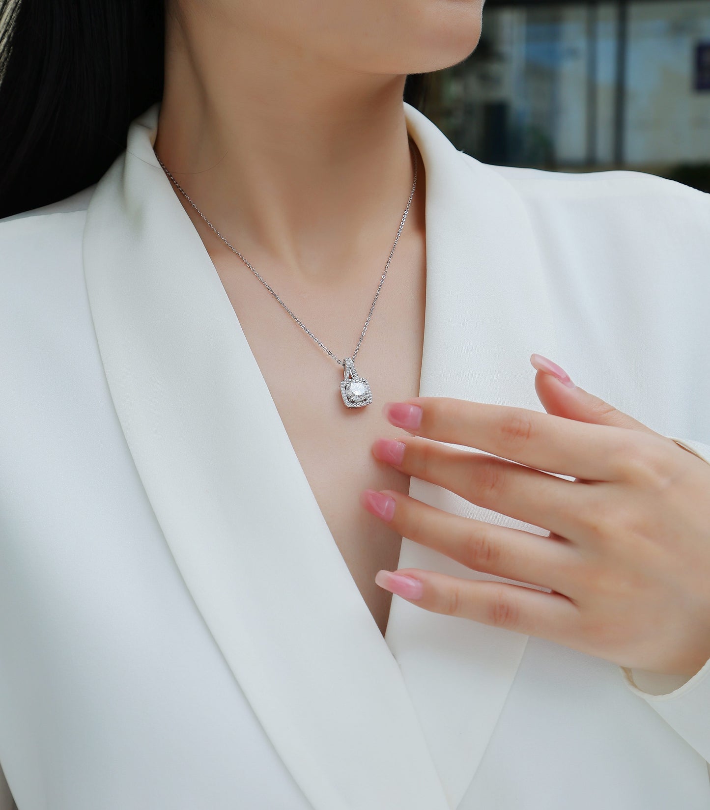 Small Square Diamond - A Fashionable And Luxurious Diamond Jewelry Piece  With 2-carat Moissanite S925 Sterling Silver And Platinum-plated Pendant