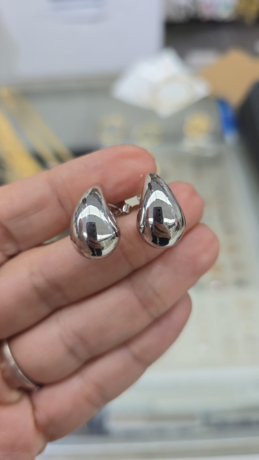 Sterling Silver earrings like drops. Aretes Gotas en Plata 925