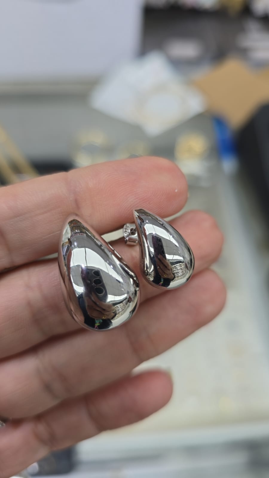 Sterling Silver earrings like drops. Aretes Gotas en Plata 925