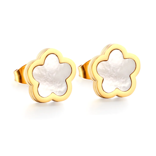 Shelled flowers studs - Fui Fuiu Jewelry