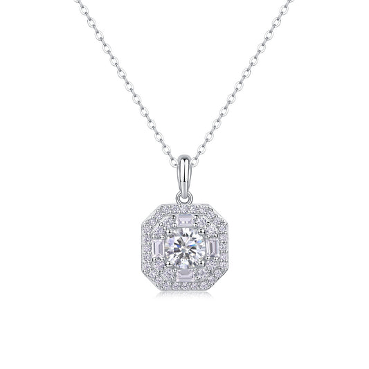 Small Square Bag - A Fashionable And Luxurious Diamond Jewelry Piece  With 1-carat Moissan Diamond S925 Sterling Silver And Platinum-plated Pendant