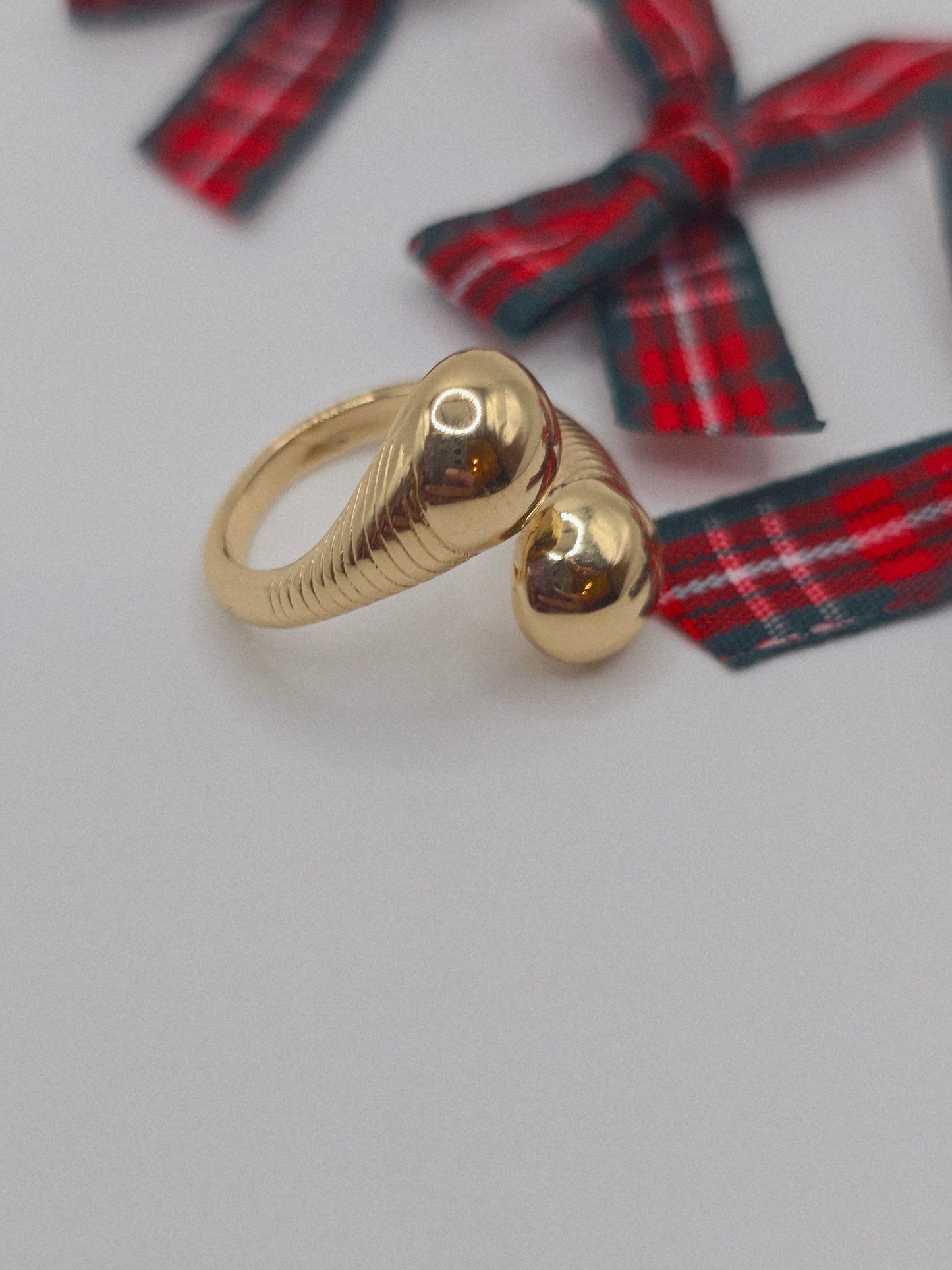 Deborah ring gold plated 18K Anillo en baño 18K