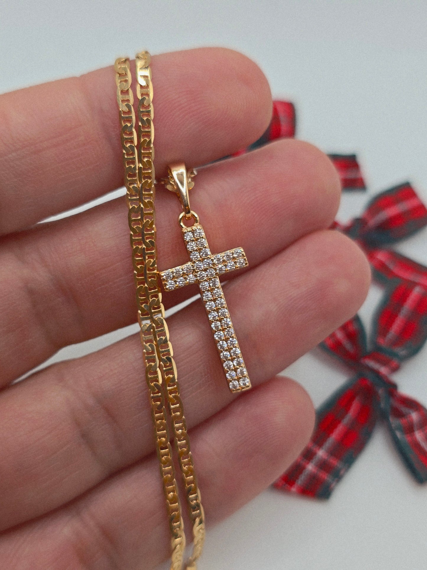 Crystal cross 14K gold filled Cadena en Oro Brasilero diseno de cruz con zirconia