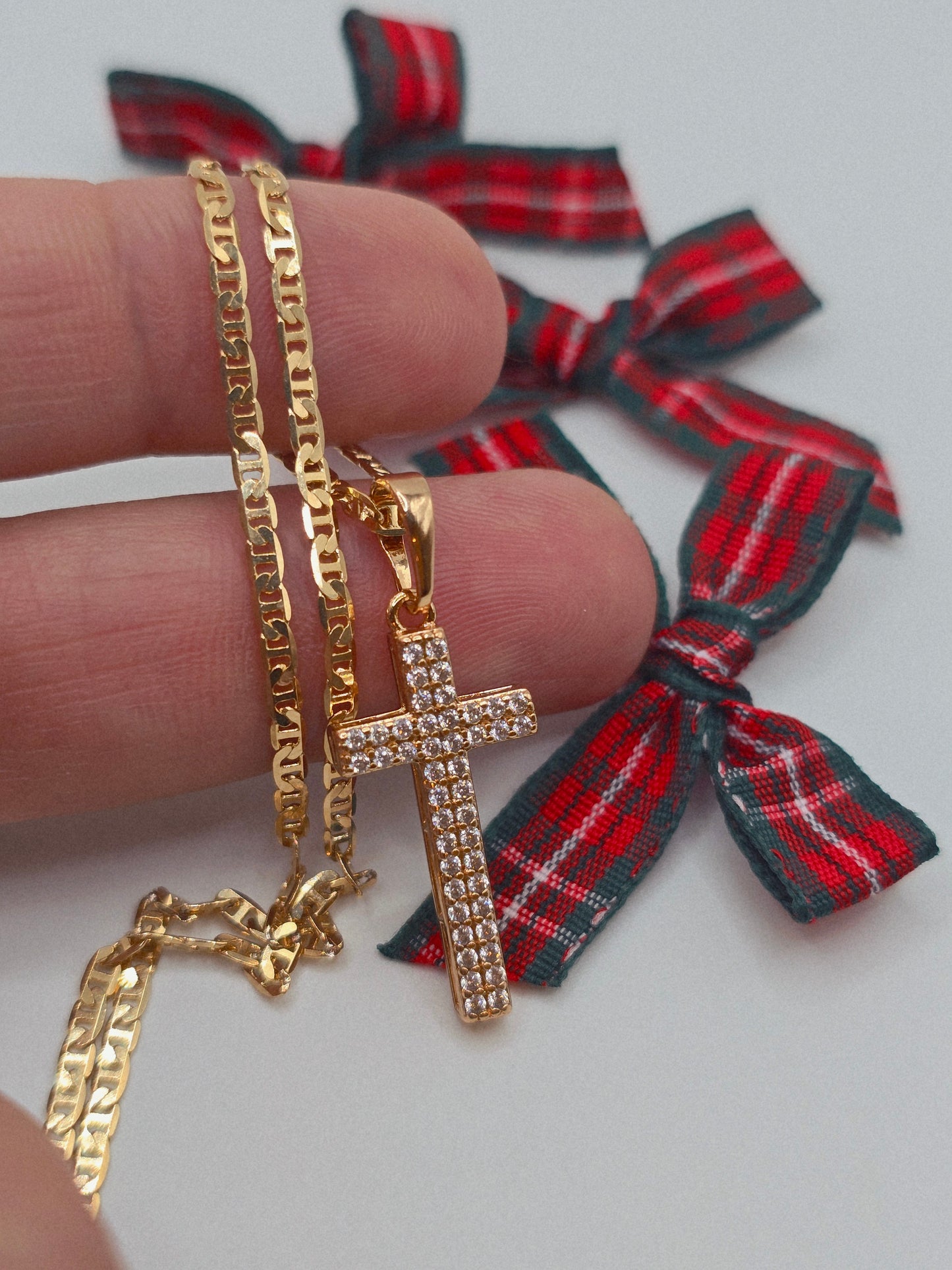 Crystal cross 14K gold filled Cadena en Oro Brasilero diseno de cruz con zirconia