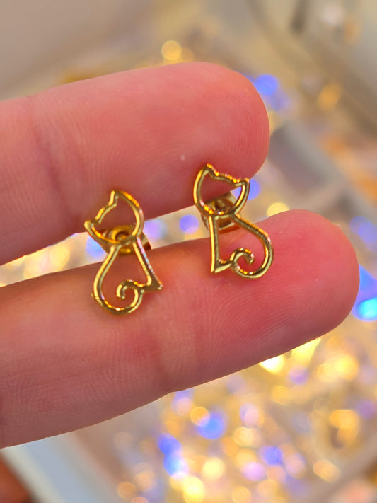 Studs Cats earrings - Fui Fuiu Jewelry