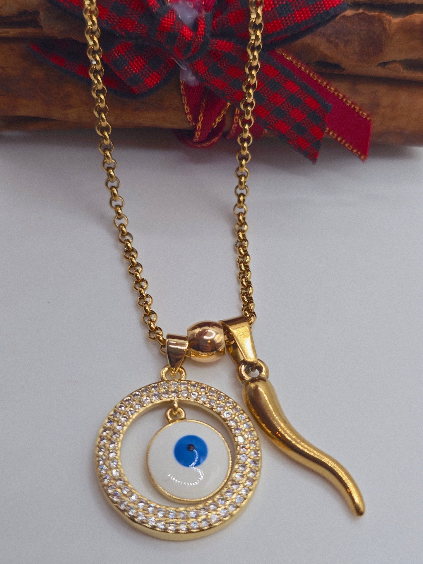 Necklace big Evil Eyes zirconio and cornillelo ojo turco