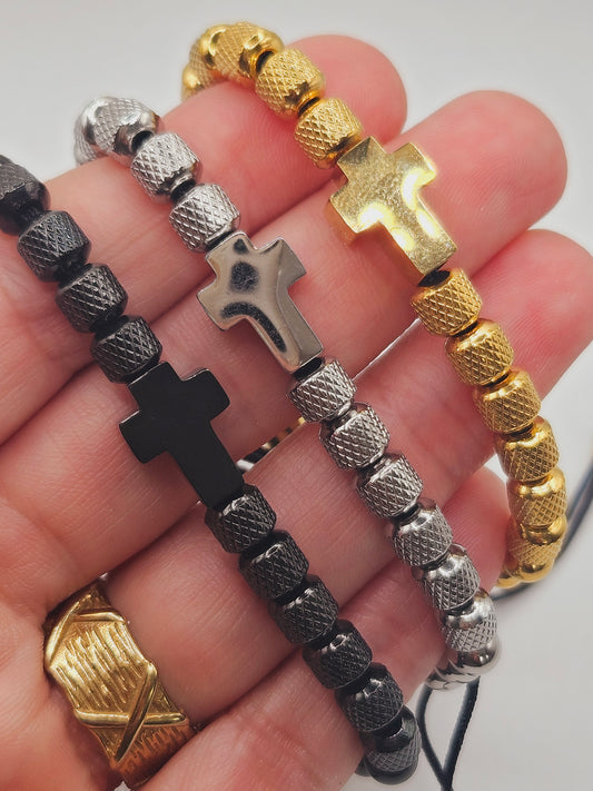 Ajustable cross bracelet for men