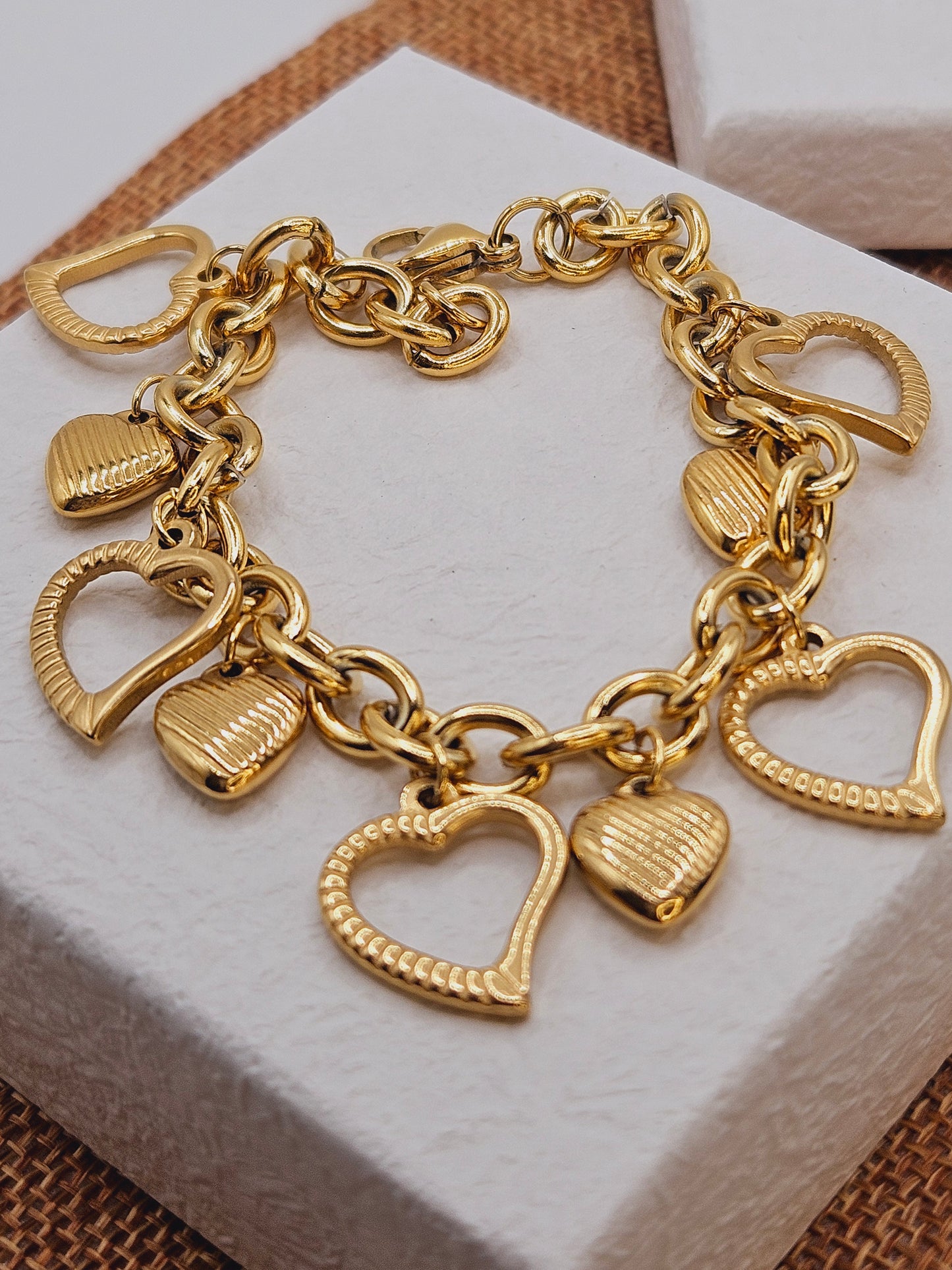 Gold heart bracelet