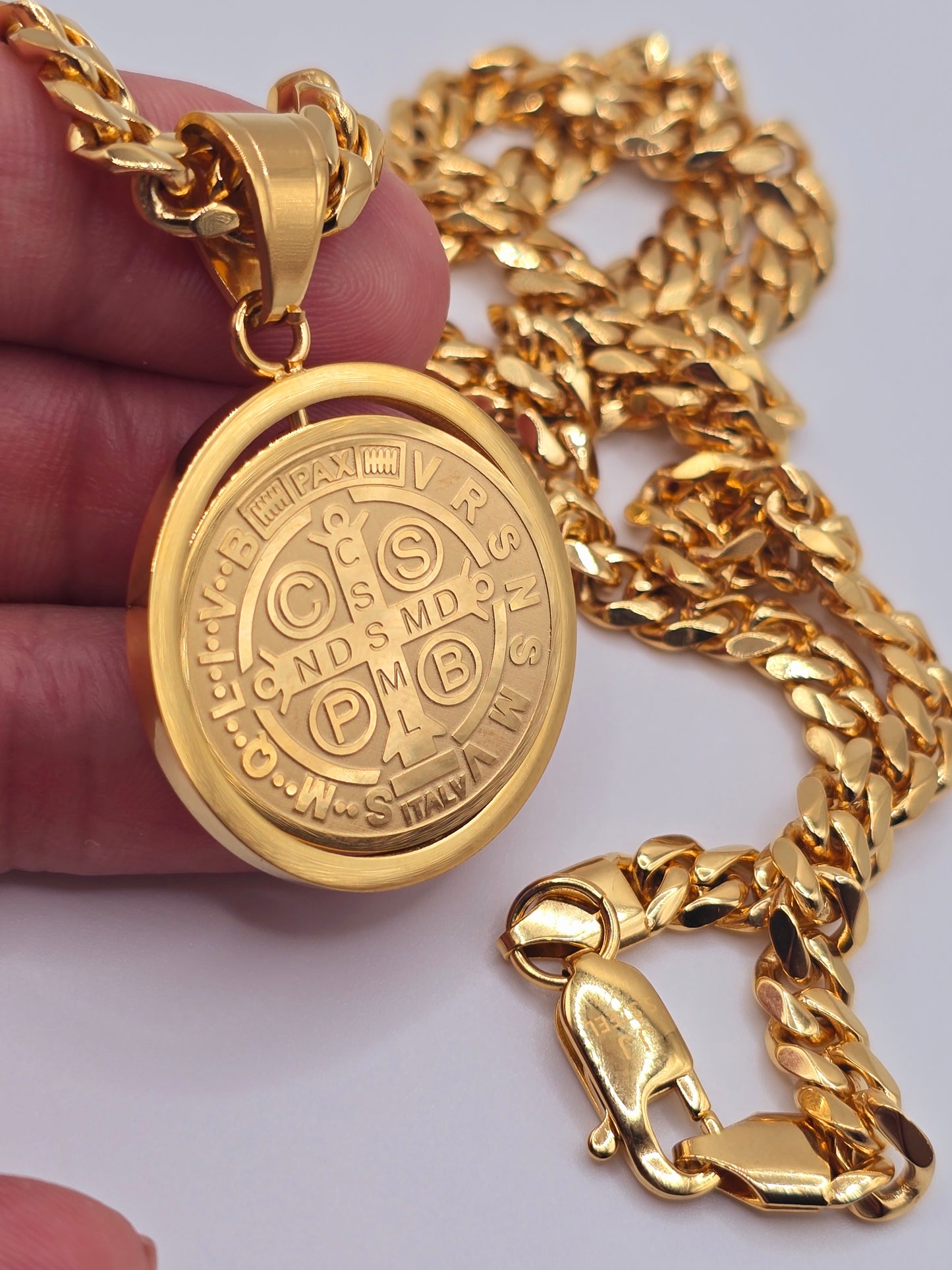 St Beneditt Cross Necklaces stainless crucifijo acero - Fui Fuiu Jewelry