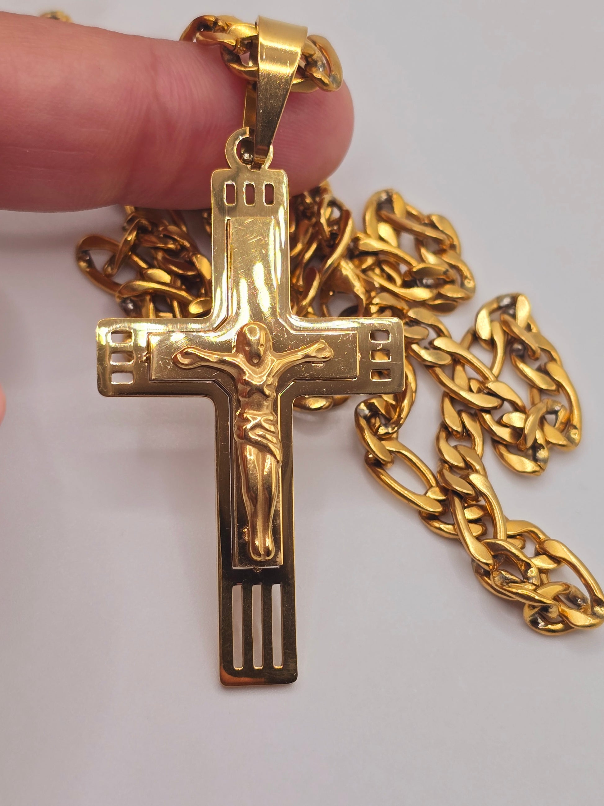 Cross Necklaces stainless crucifijo acero - Fui Fuiu Jewelry
